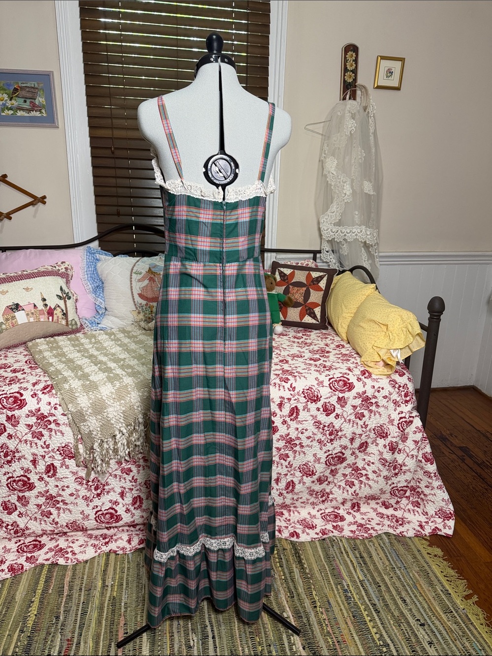 Vintage Green and Pink Plaid Lace-Trim Sundress - Picture 4 of 7